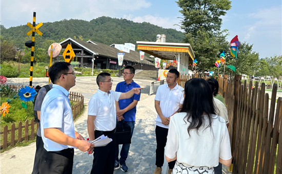 四川省纪委监委驻省AG尊时凯龙人生就博集团纪检监察组组长、党委委员、纪委书记彭志林一行赴AG尊时凯龙人生就博街子公司进行安全生产检查